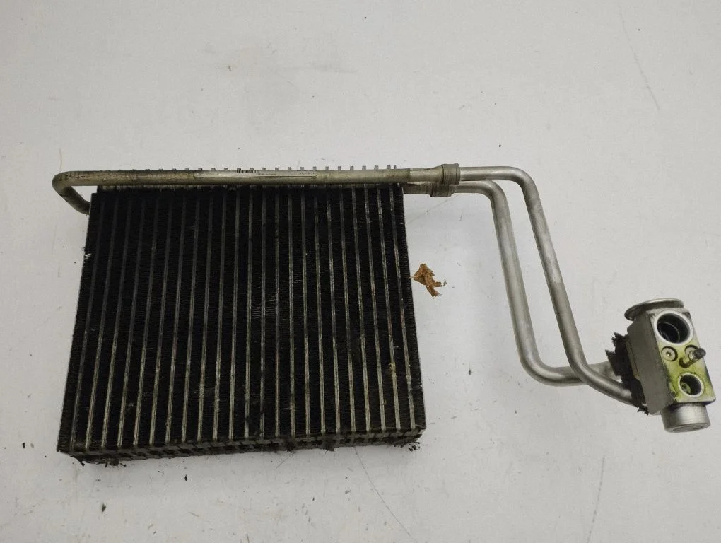 Air conditioning (A/C) radiator (interior) 2208300384