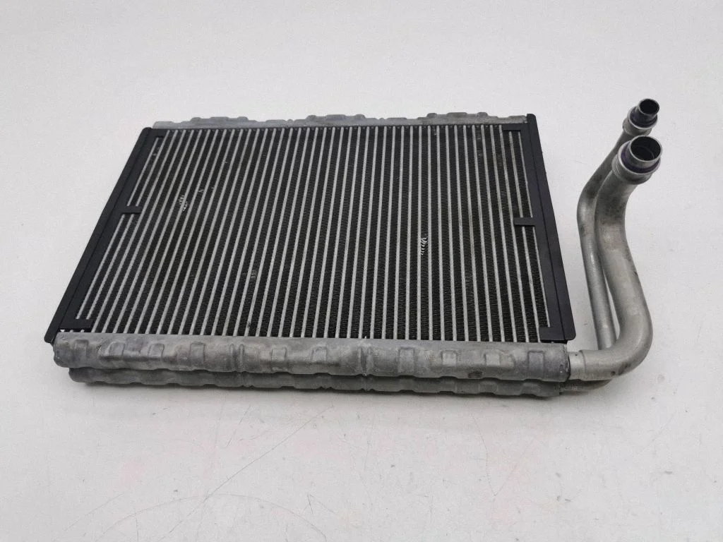 Air conditioning (A/C) radiator (interior)