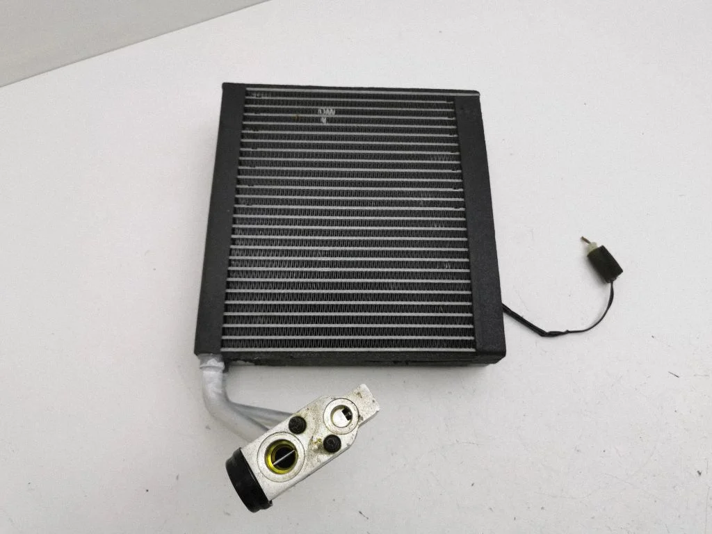 Kliimaseadme radiaator (salongis)