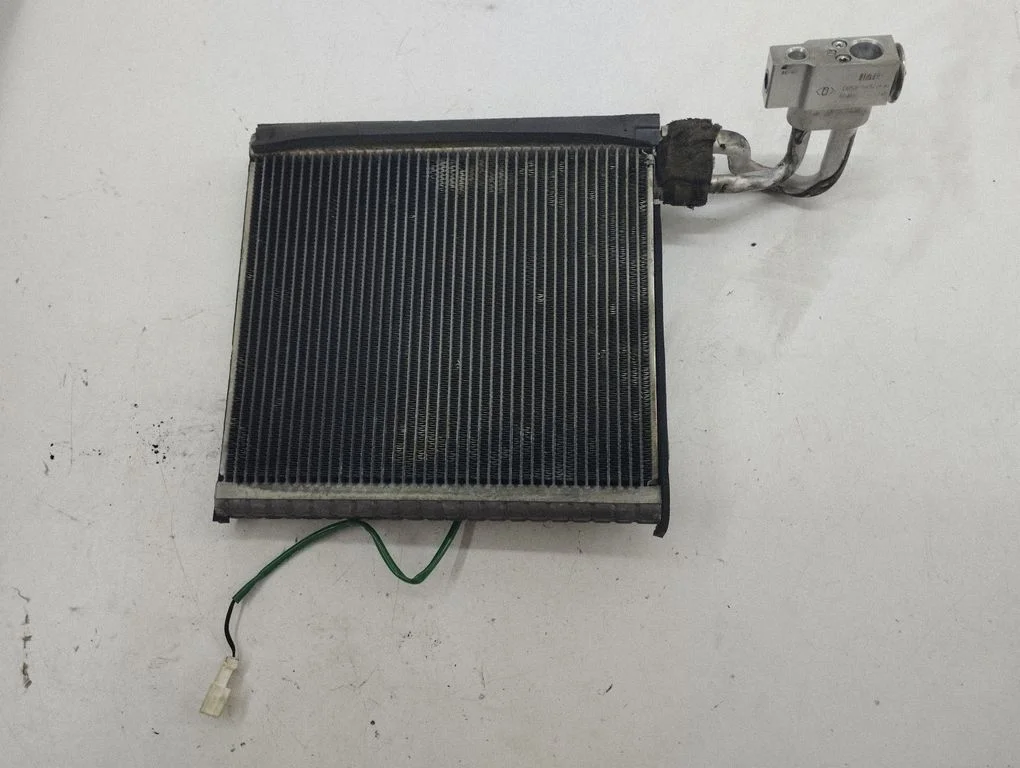 Air conditioning (A/C) radiator (interior)