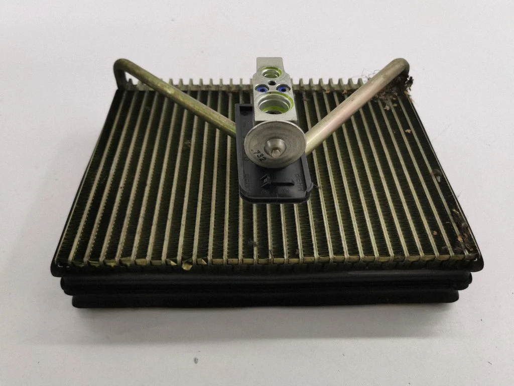 Air conditioning (A/C) radiator (interior) 28536B