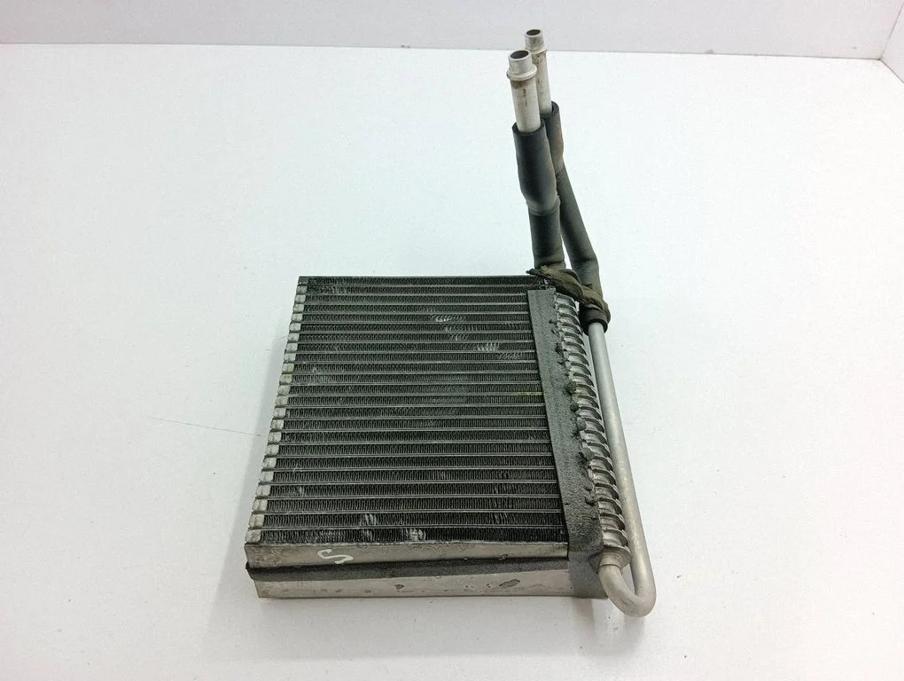 Air conditioning (A/C) radiator (interior)