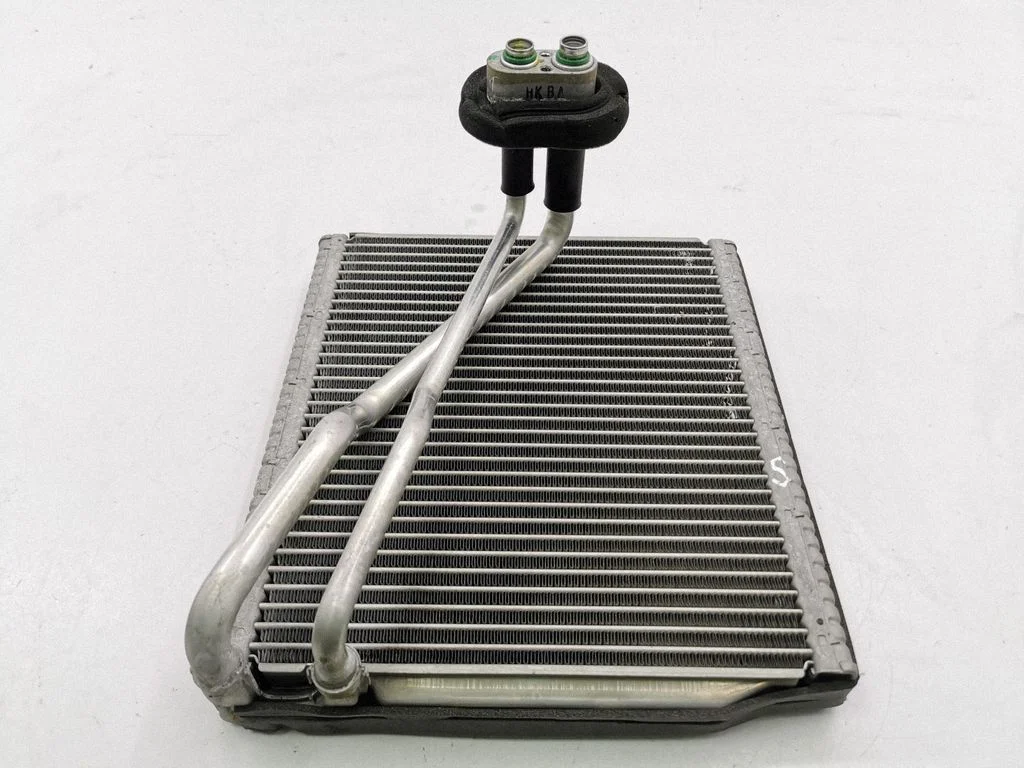 Air conditioning (A/C) radiator (interior)