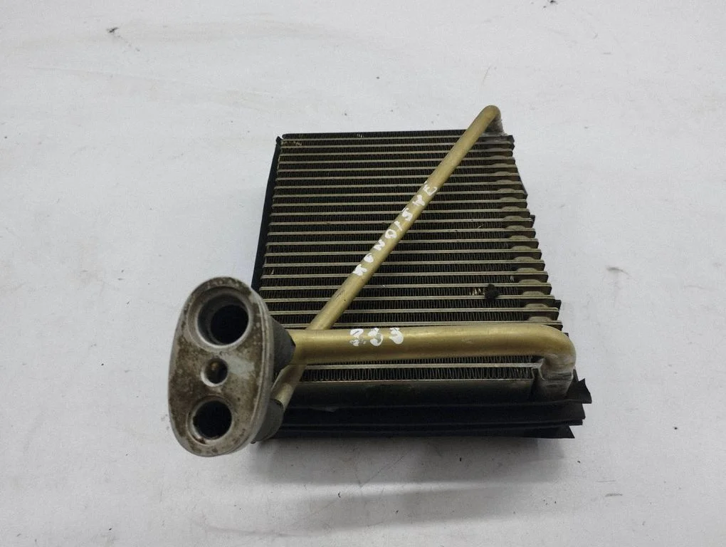 Kliimaseadme radiaator (salongis)