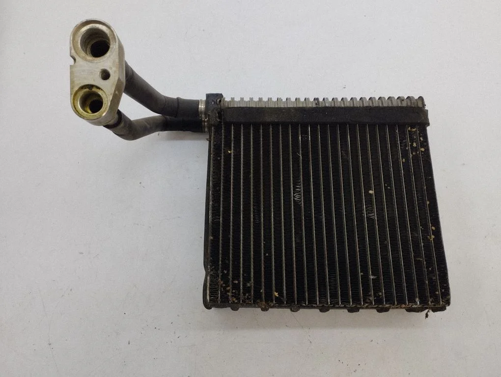 Air conditioning (A/C) radiator (interior)