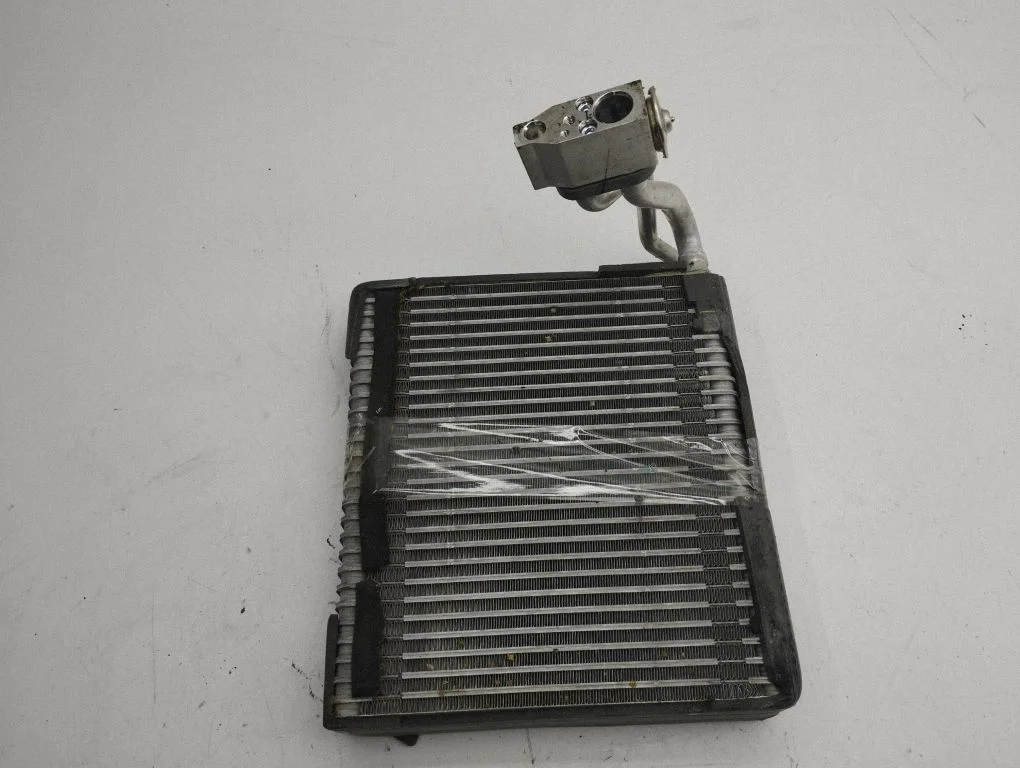 Kliimaseadme radiaator (salongis) – Nissan Qashqai (2016-2021)