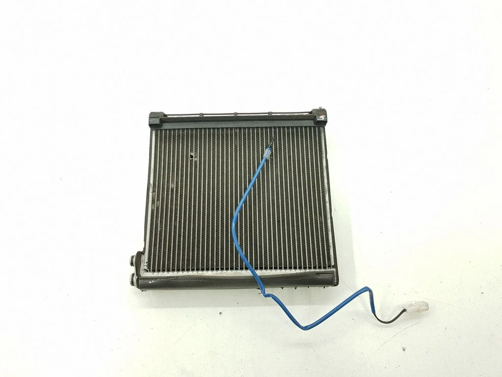 Kliimaseadme radiaator (salongis) – Toyota Corolla Verso AR10 (2004-2009)
