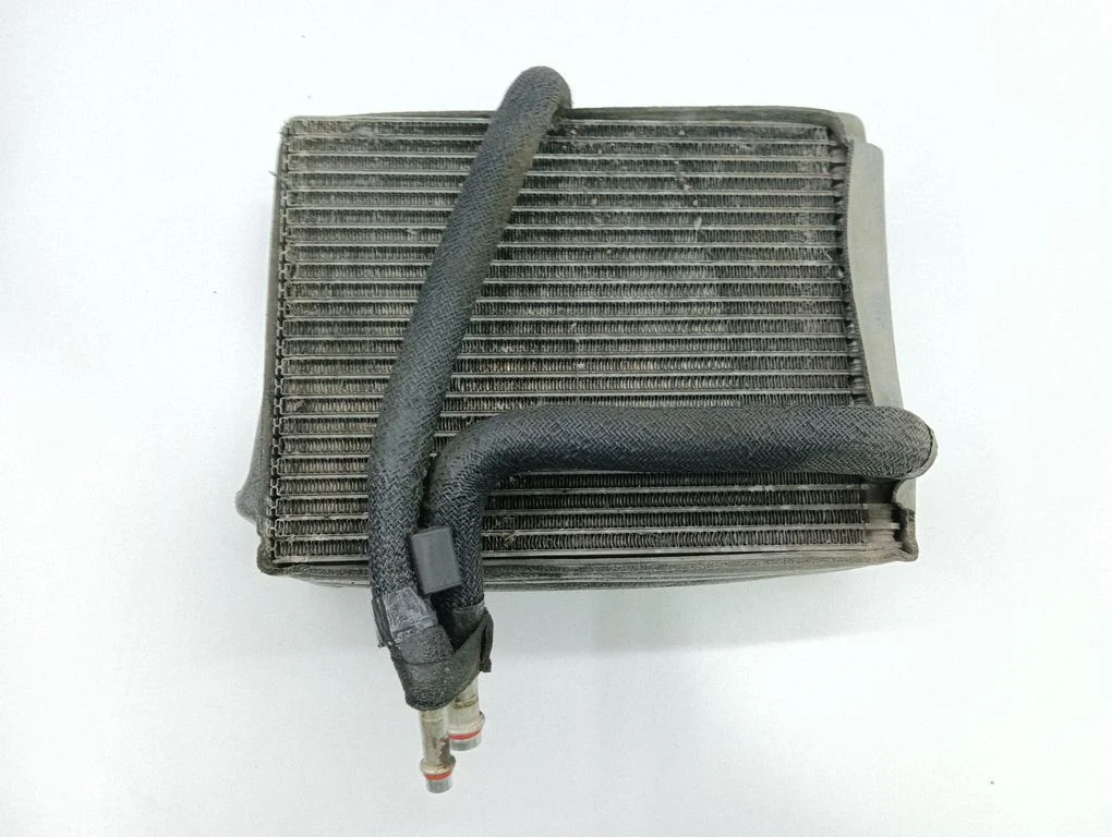 Kliimaseadme radiaator (salongis) – Chrysler Voyager (1996-2001)
