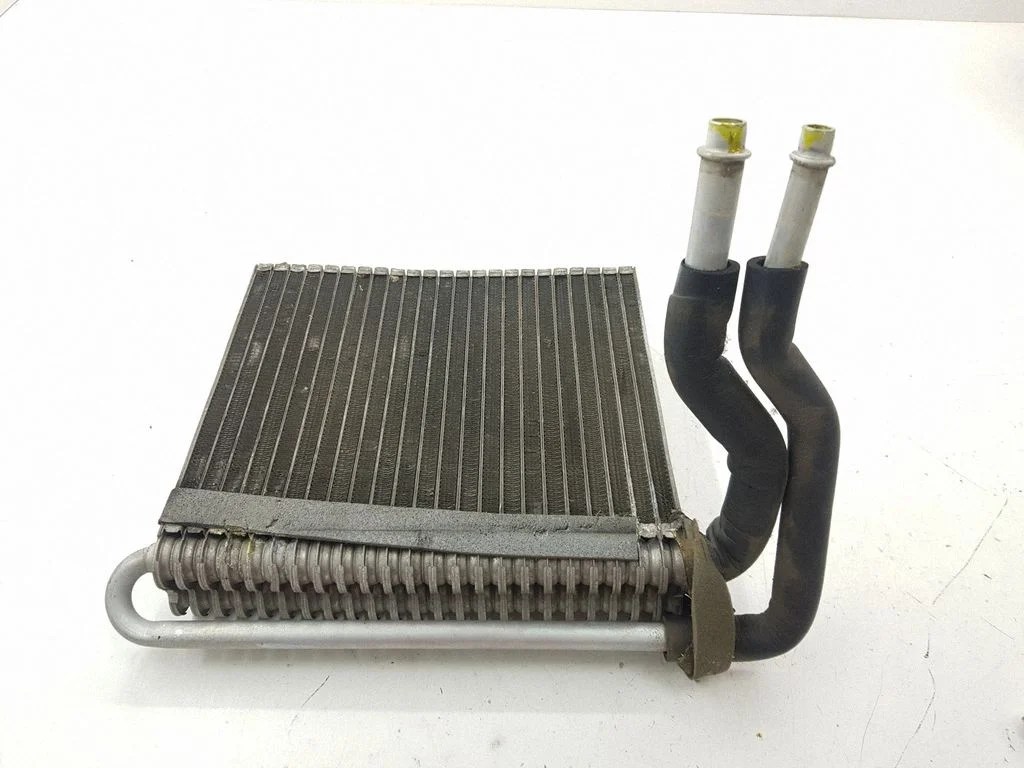 Kliimaseadme radiaator (salongis)