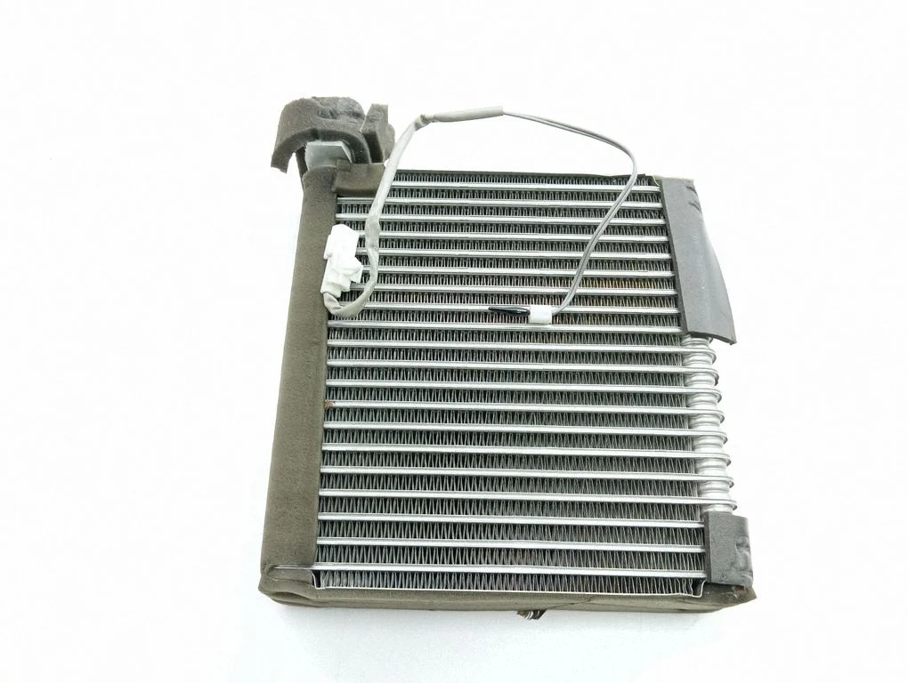 Air conditioning (A/C) radiator (interior)