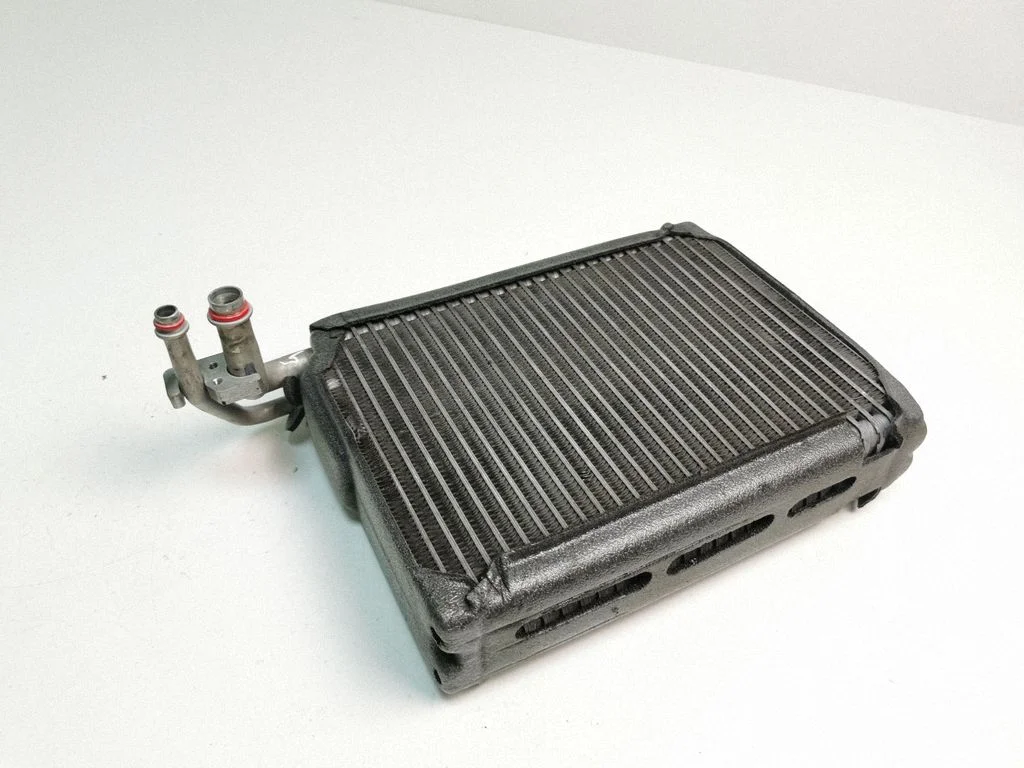 Air conditioning (A/C) radiator (interior)