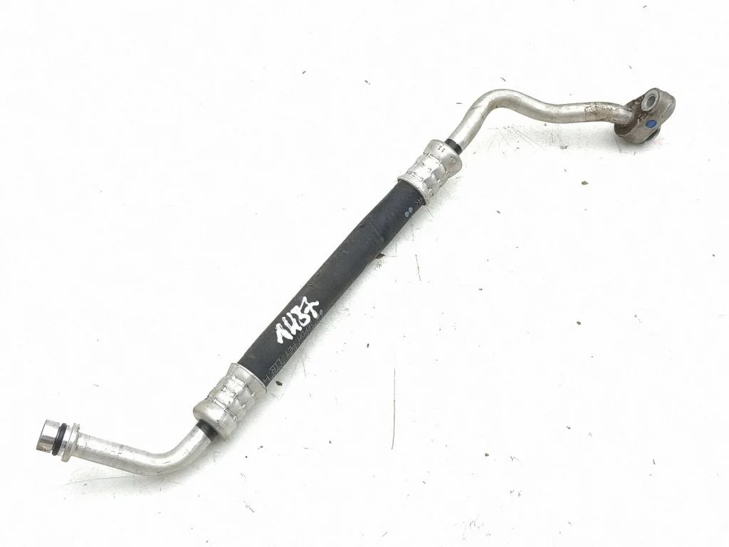 Kliimaseadme toru / voolik – Toyota bZ4X (2022-)