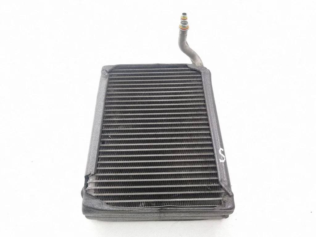 Air conditioning (A/C) radiator (interior)