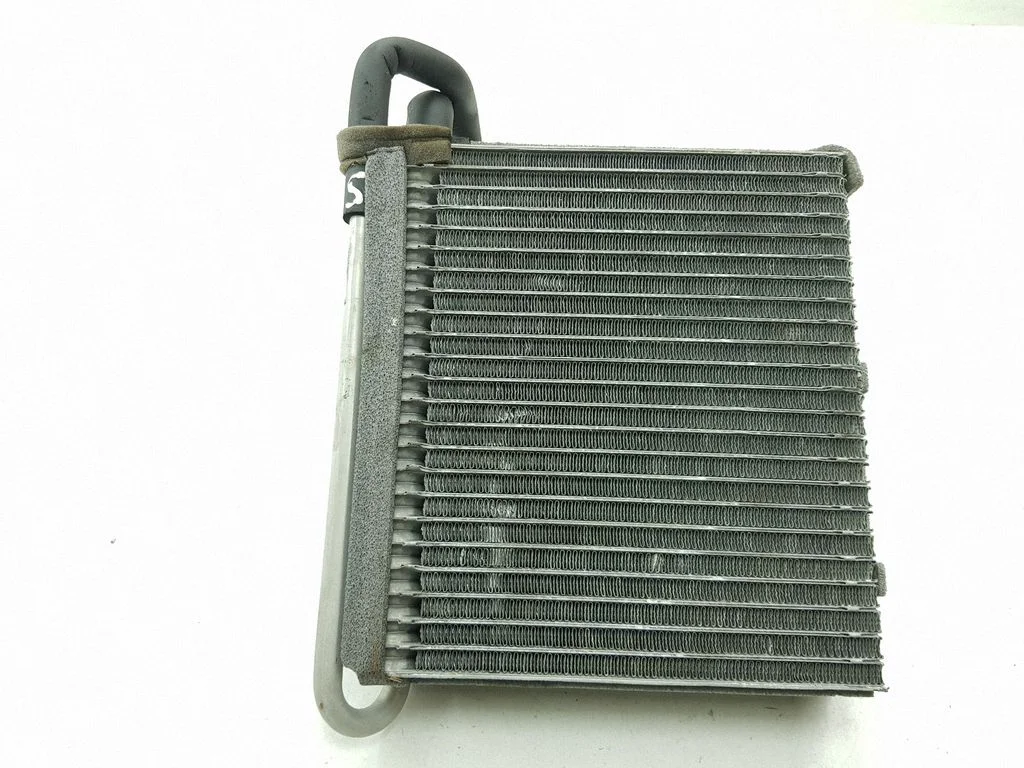 Air conditioning (A/C) radiator (interior)