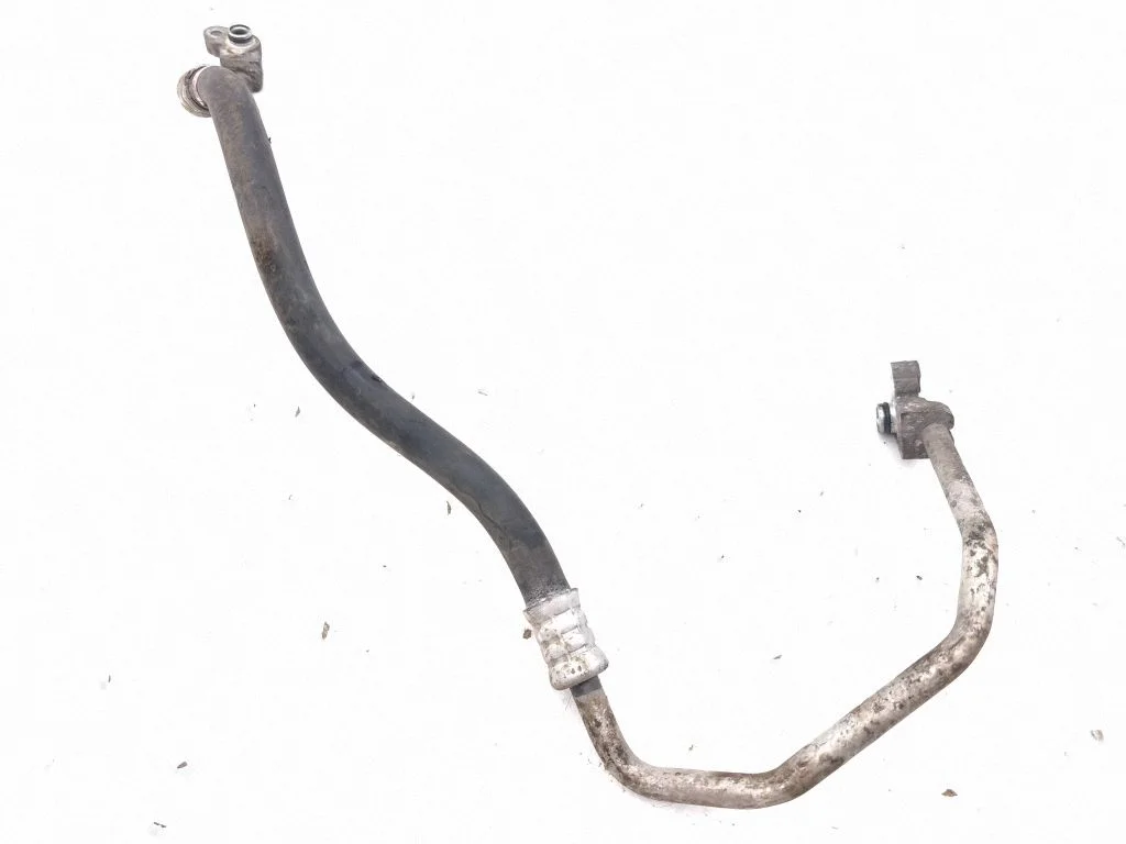 Air conditioning (A/C) pipe/hose