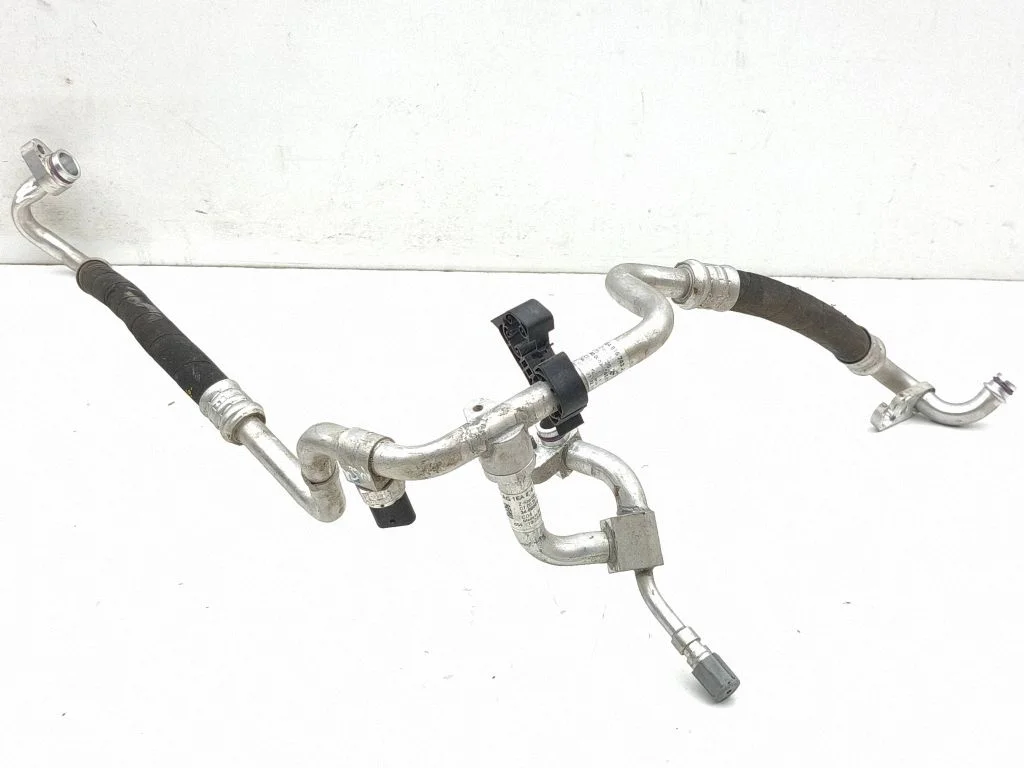 Air conditioning (A/C) pipe/hose 1EA816743J