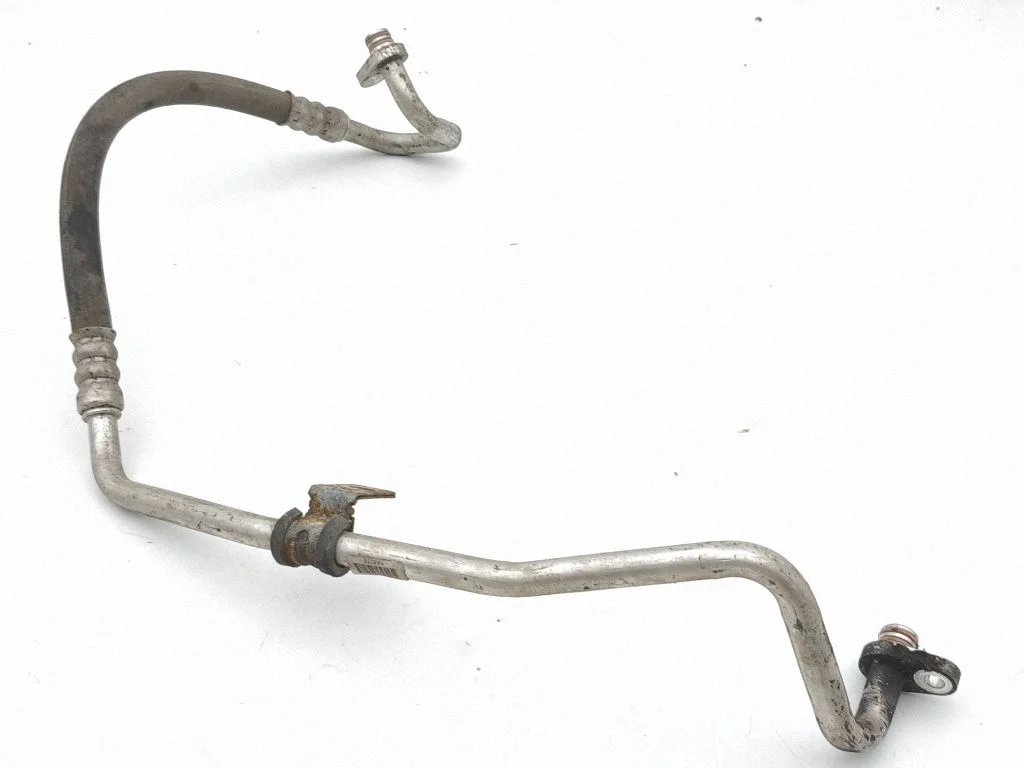 Air conditioning (A/C) pipe/hose