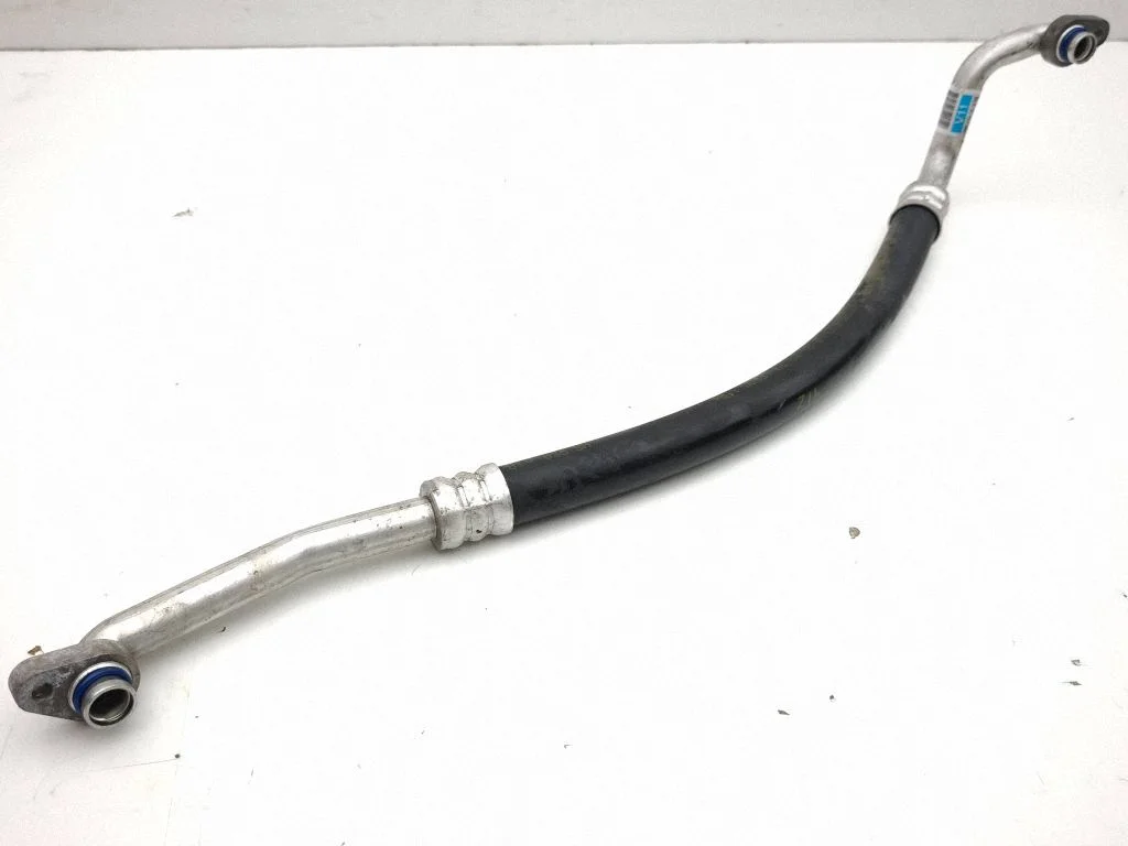 Air conditioning (A/C) pipe/hose