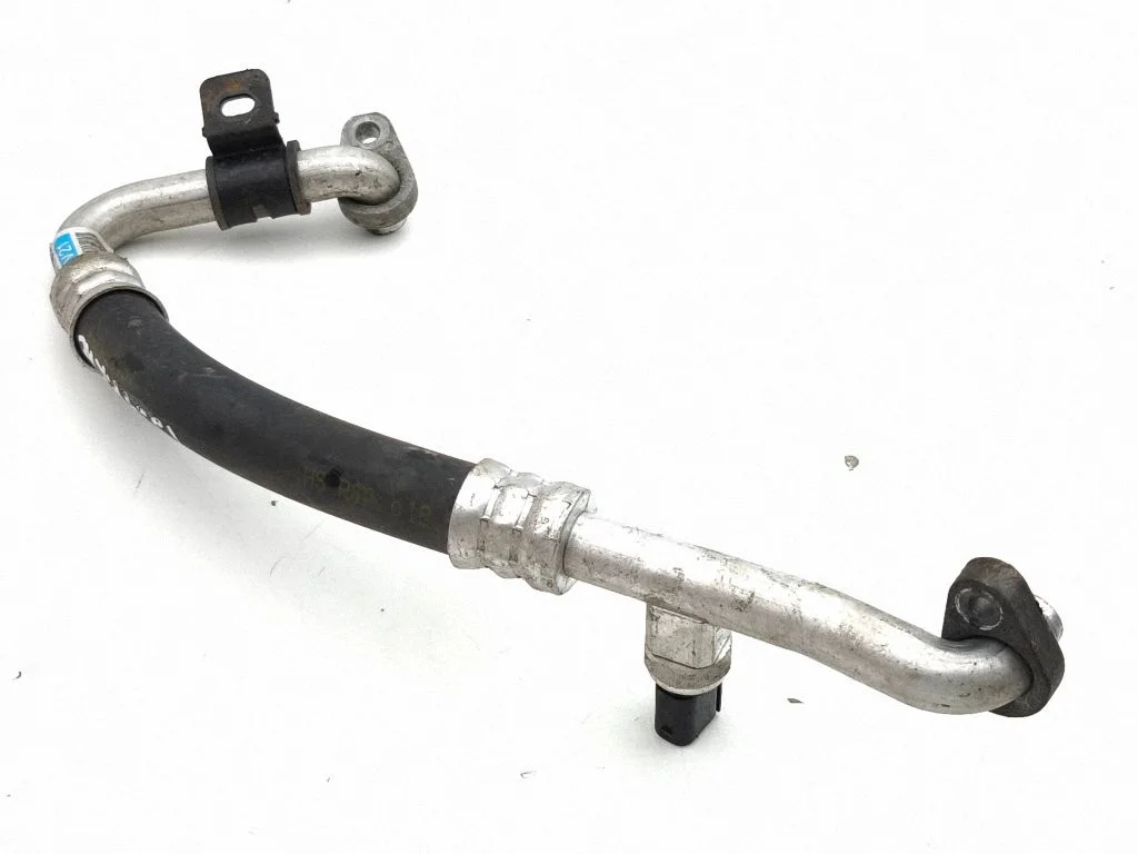 Air conditioning (A/C) pipe/hose