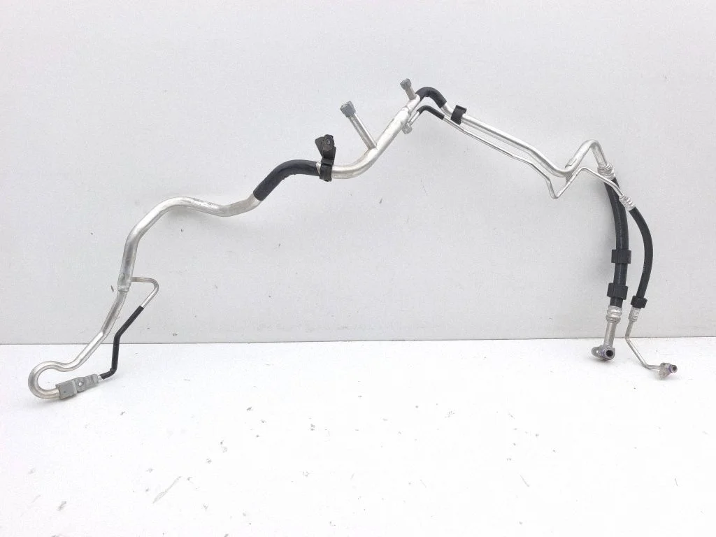 Air conditioning (A/C) pipe/hose 8B2816738L