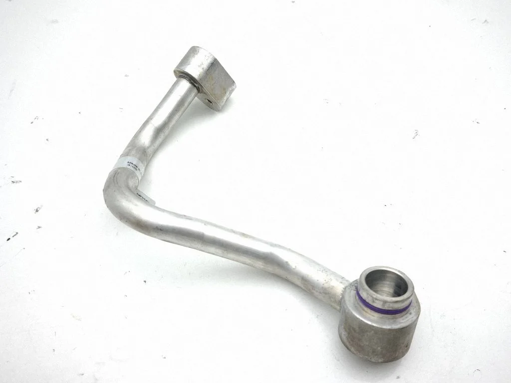 Air conditioning (A/C) pipe/hose 8B3816743