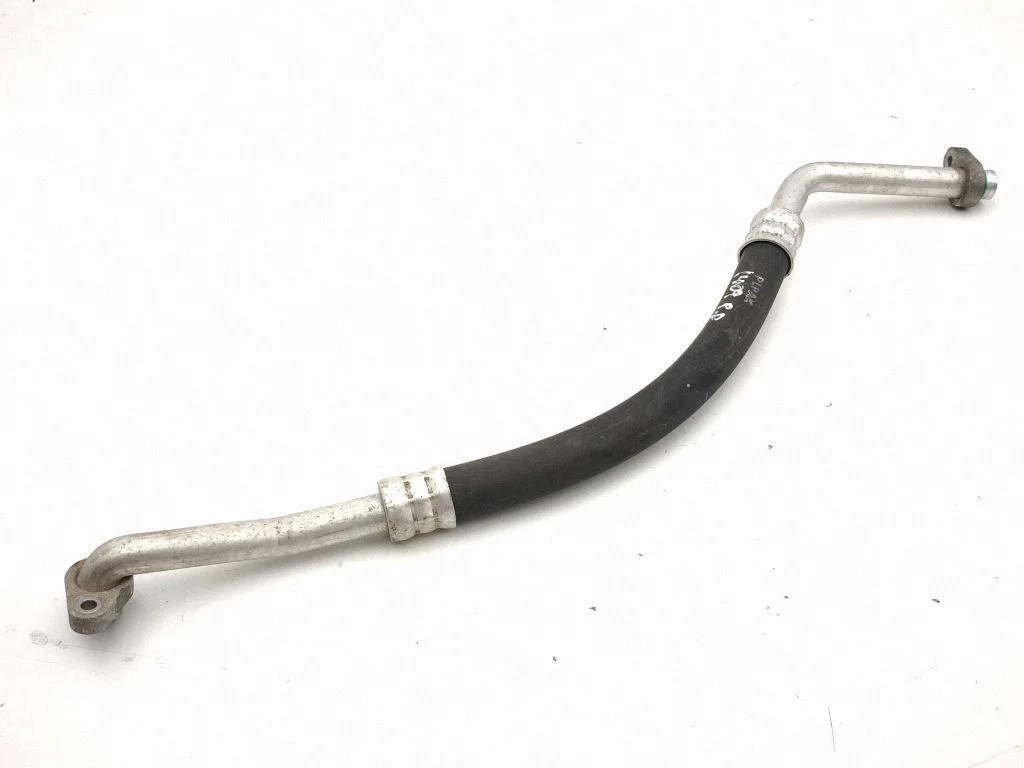 Air conditioning (A/C) pipe/hose