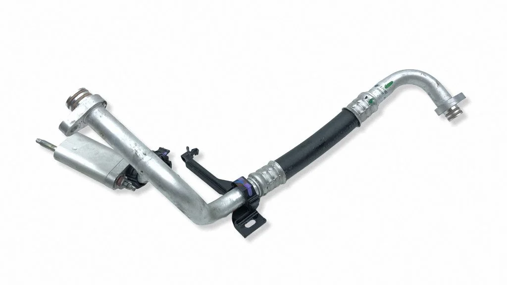 Air conditioning (A/C) pipe/hose F71187