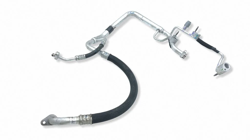 Air conditioning (A/C) pipe/hose T634984