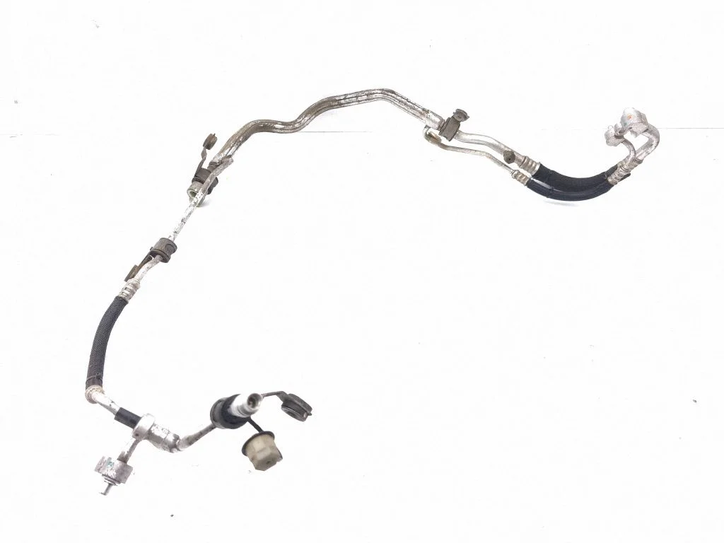 Air conditioning (A/C) pipe/hose