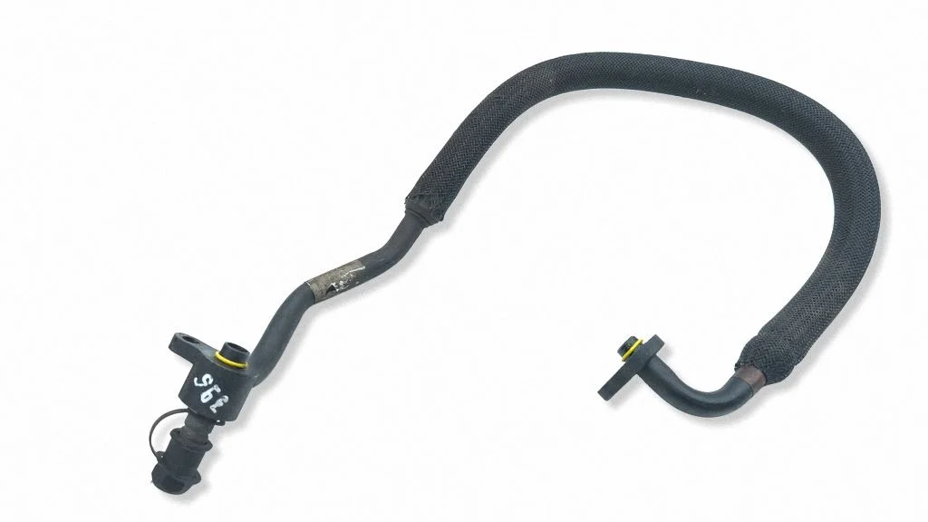 Air conditioning (A/C) pipe/hose