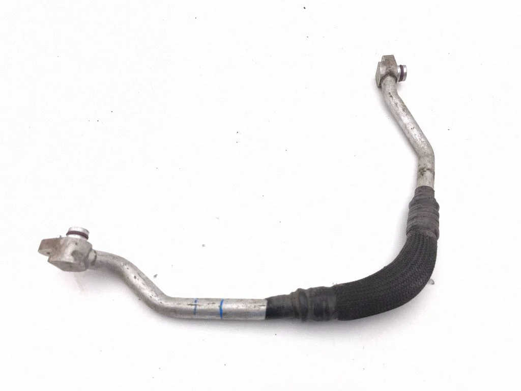 Air conditioning (A/C) pipe/hose