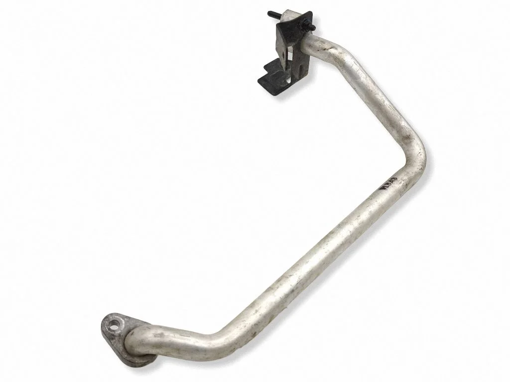 Air conditioning (A/C) pipe/hose