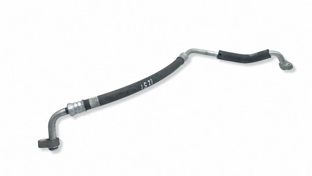 Air conditioning (A/C) pipe/hose