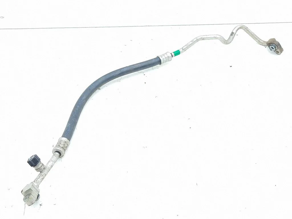Air conditioning (A/C) pipe/hose