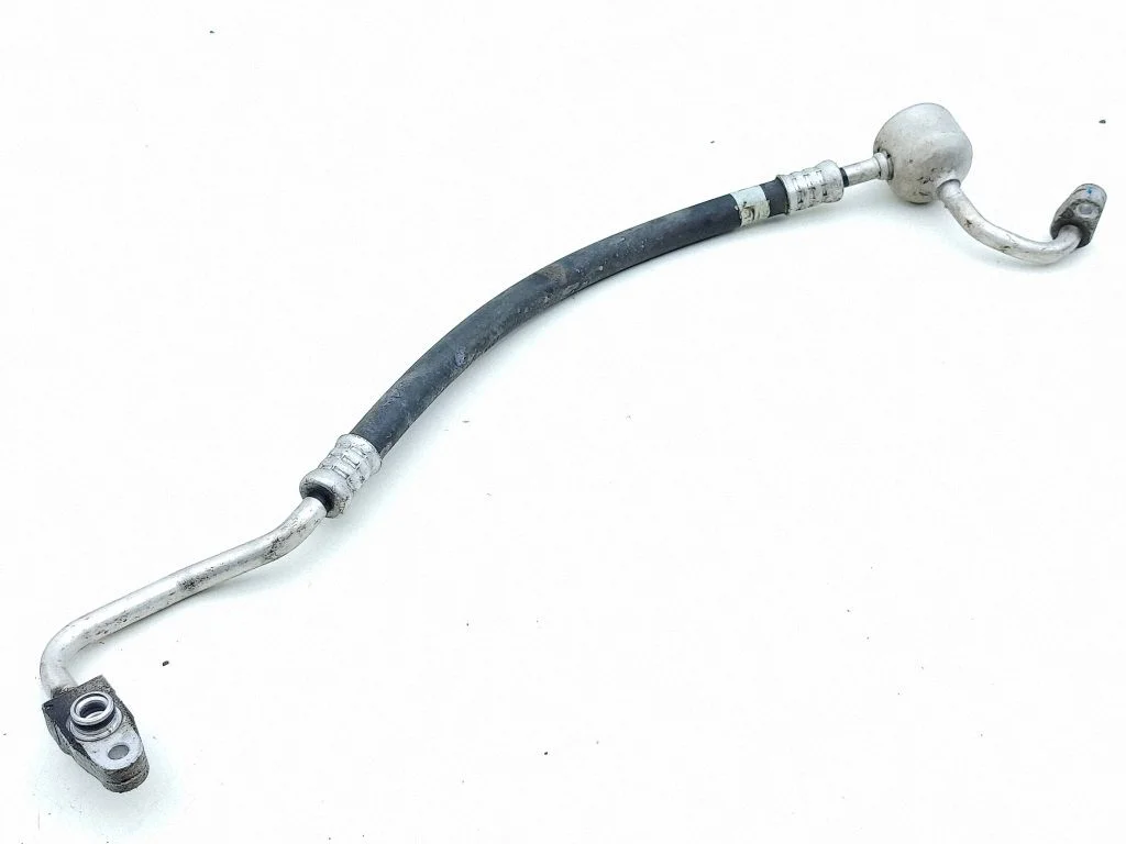 Air conditioning (A/C) pipe/hose
