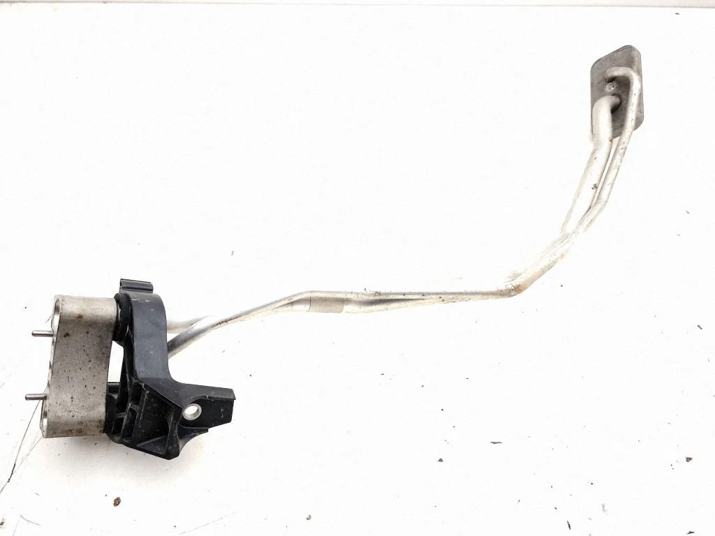 Air conditioning (A/C) pipe/hose 9187635