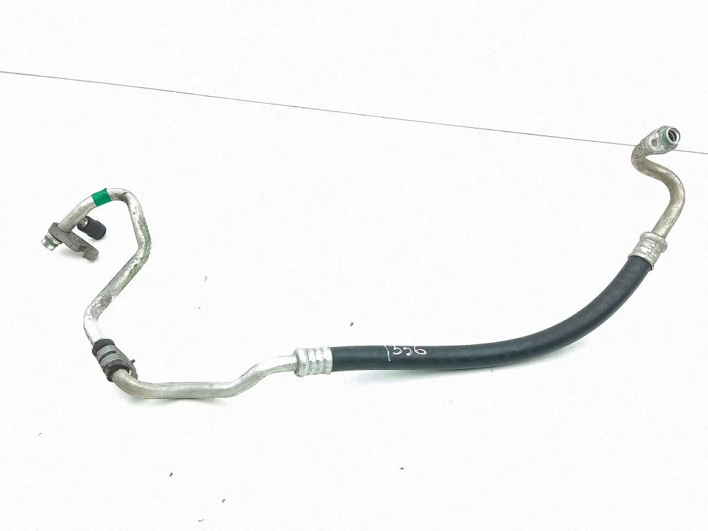 Air conditioning (A/C) pipe/hose