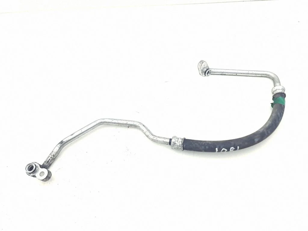 Air conditioning (A/C) pipe/hose