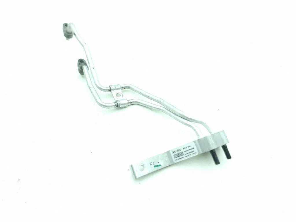 Air conditioning (A/C) pipe/hose FP2Y0K8PAB