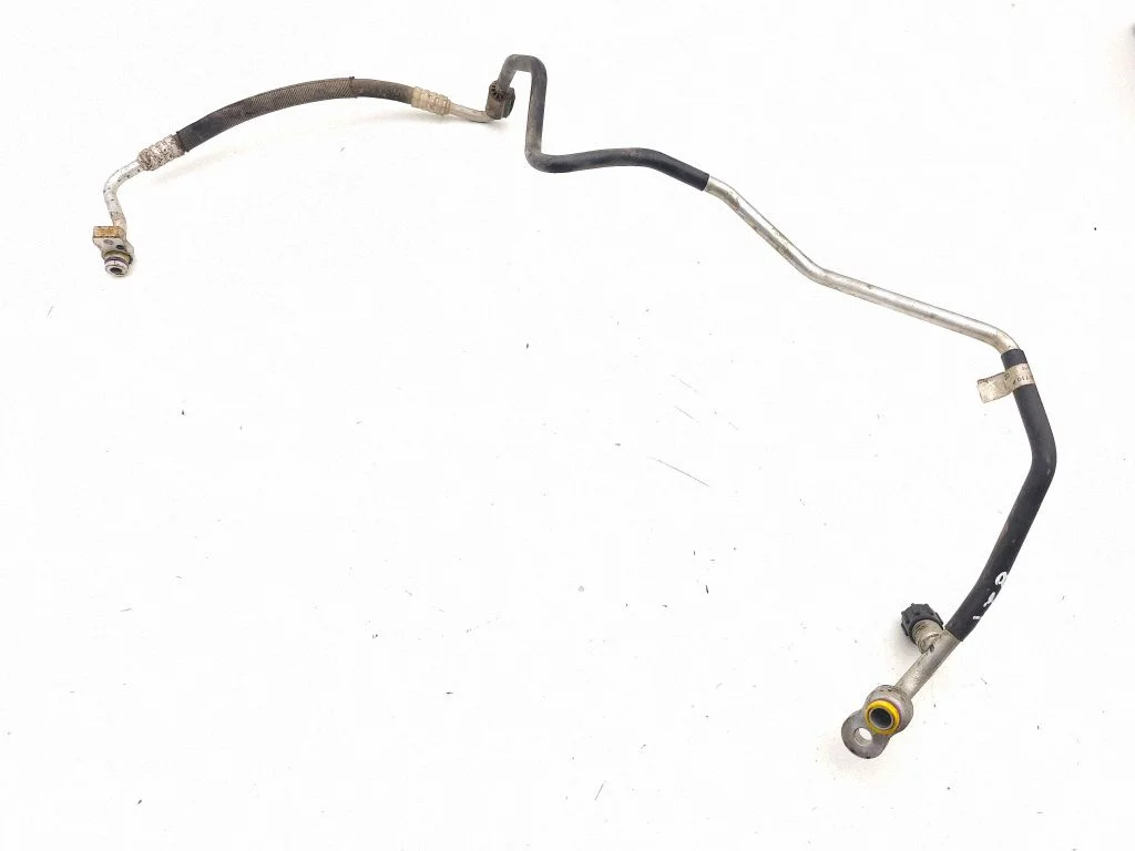Air conditioning (A/C) pipe/hose