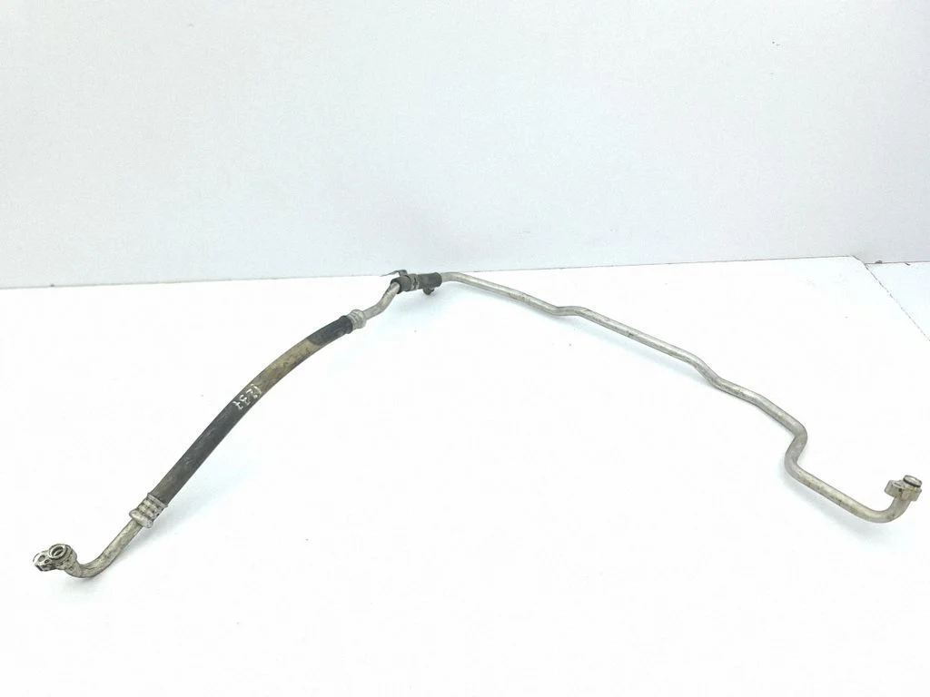 Air conditioning (A/C) pipe/hose