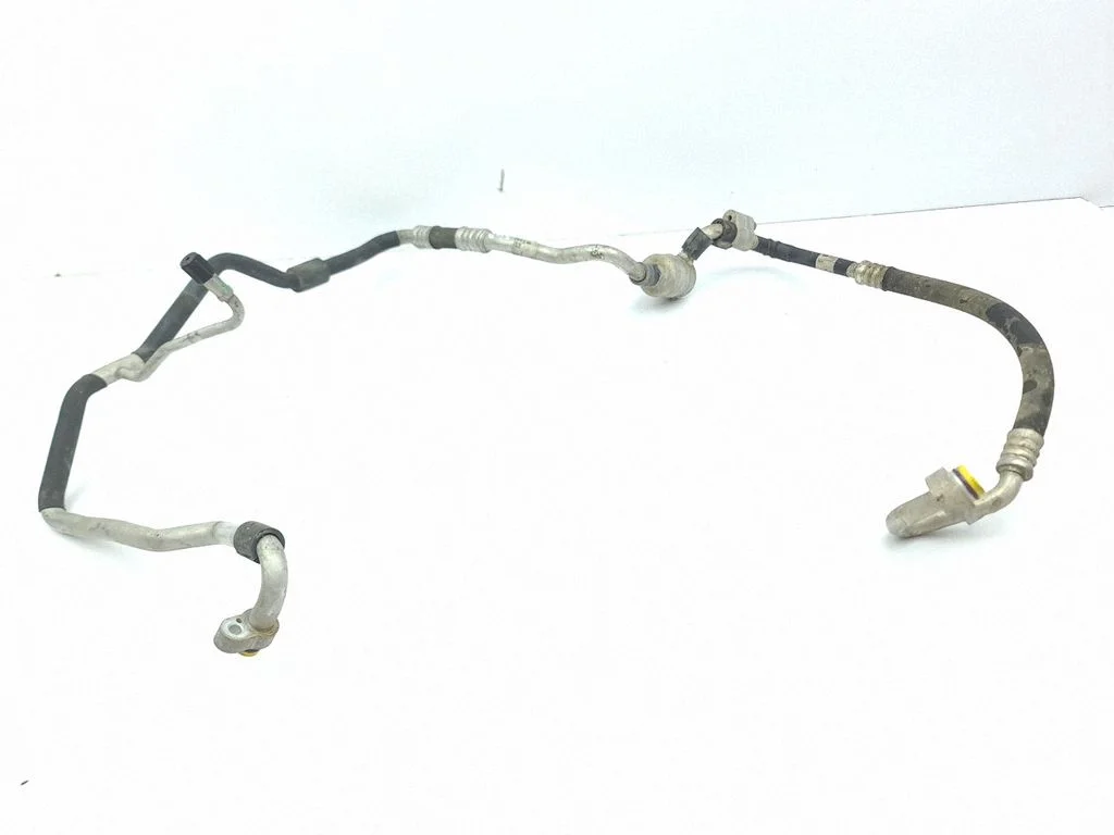 Air conditioning (A/C) pipe/hose 7L0820017E