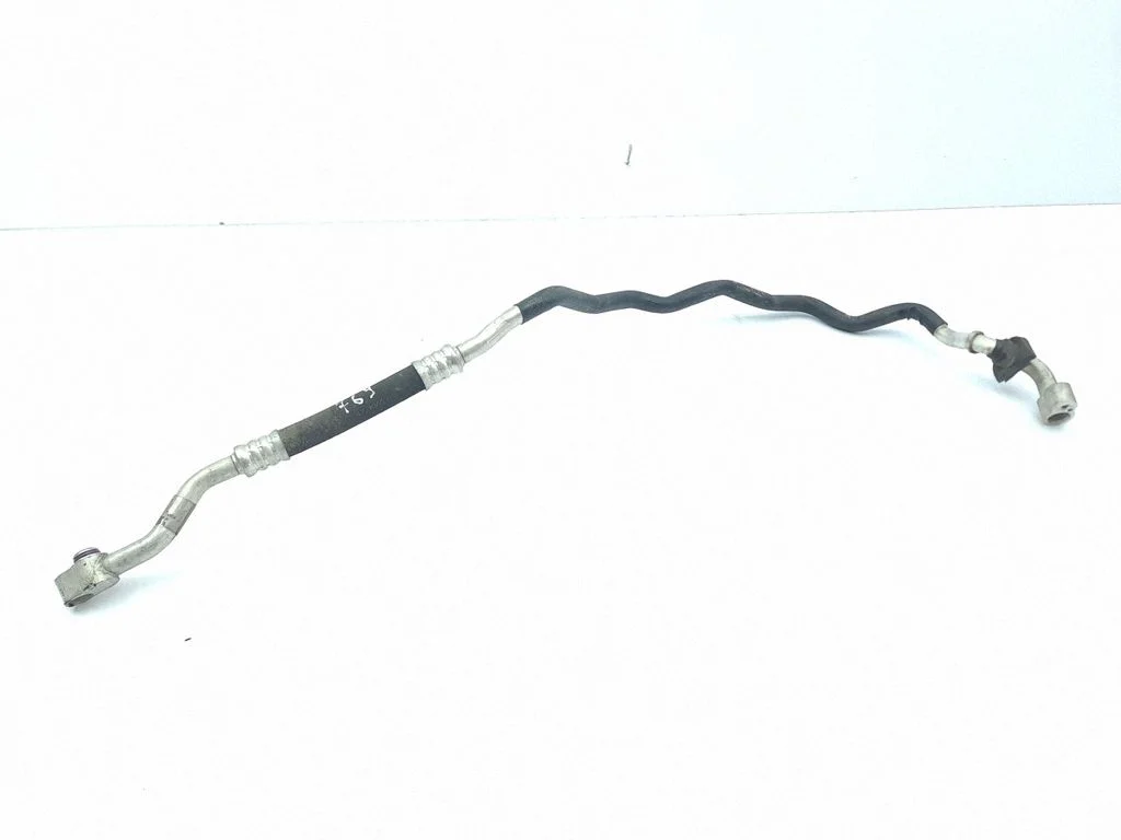 Air conditioning (A/C) pipe/hose 7L0820743E