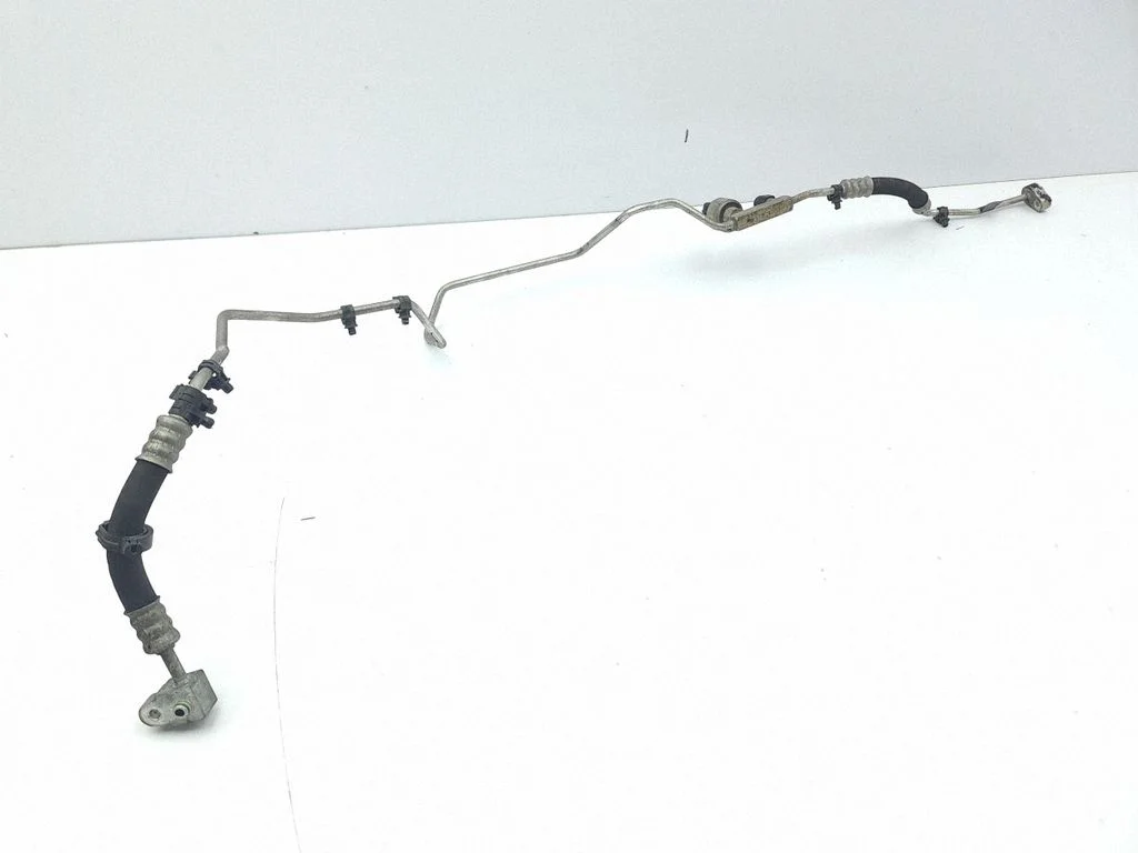 Air conditioning (A/C) pipe/hose