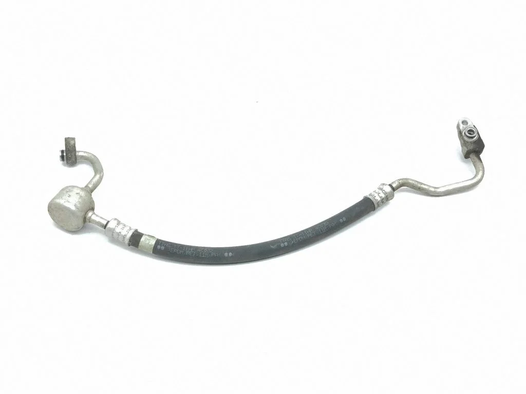 Air conditioning (A/C) pipe/hose