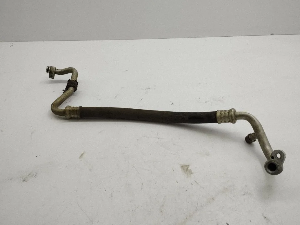 Air conditioning (A/C) pipe/hose