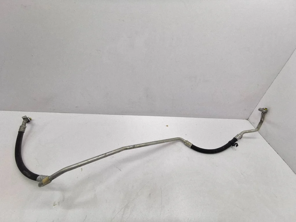 Air conditioning (A/C) pipe/hose
