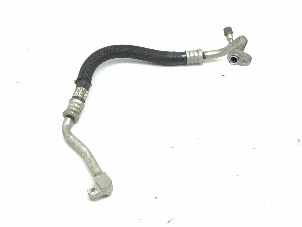Air conditioning (A/C) pipe/hose