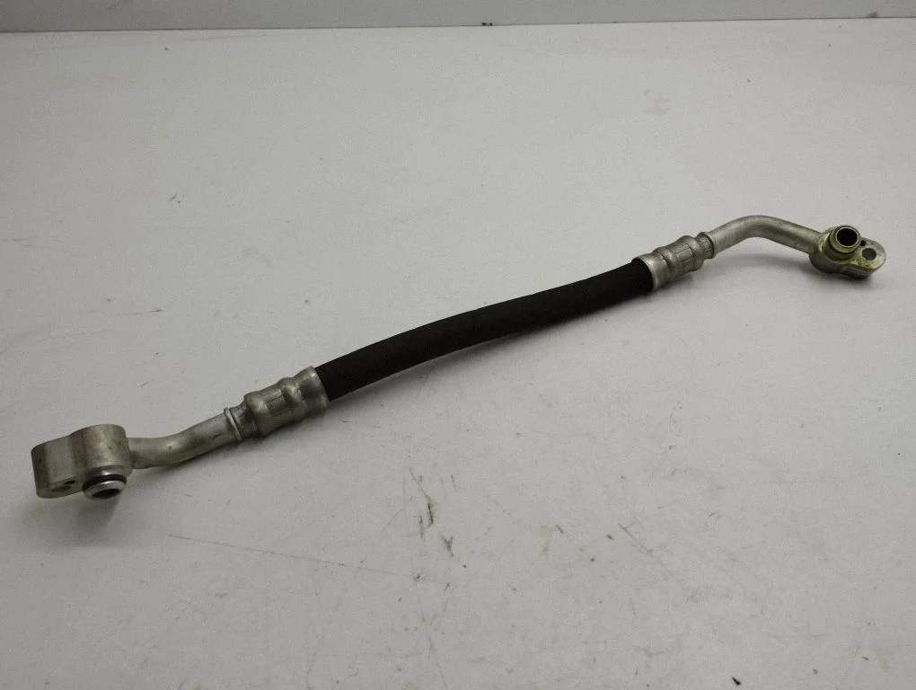 Air conditioning (A/C) pipe/hose 4L0820730