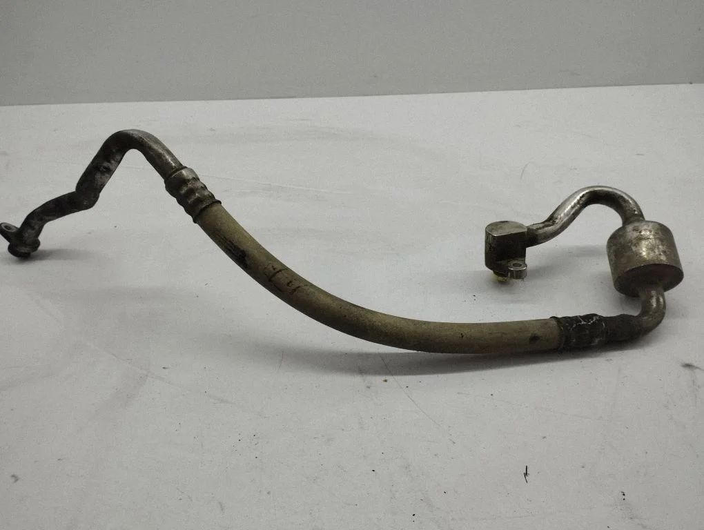 Air conditioning (A/C) pipe/hose